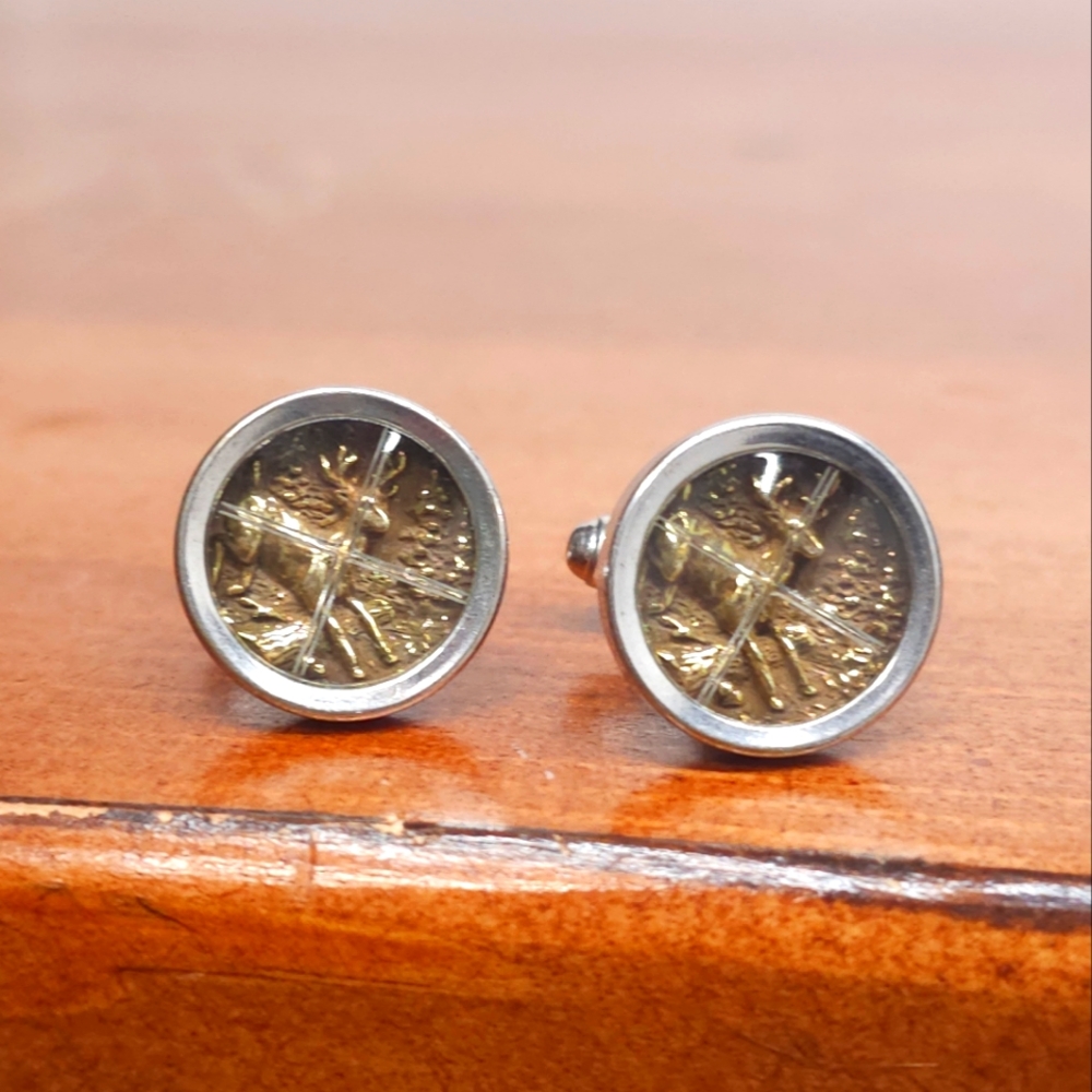 Vtg Anson Cufflinks Rustic Hunter Deer in Scope Cross Hair Rifle Gun Collectible